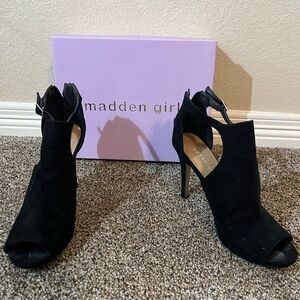 Madden Girl Black Peep Toe Heels